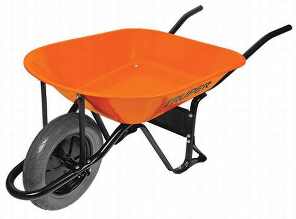 Carretilla 4.5 ft3 Imponchable, bastidor tubular, Truper CAT-45FF, 10233